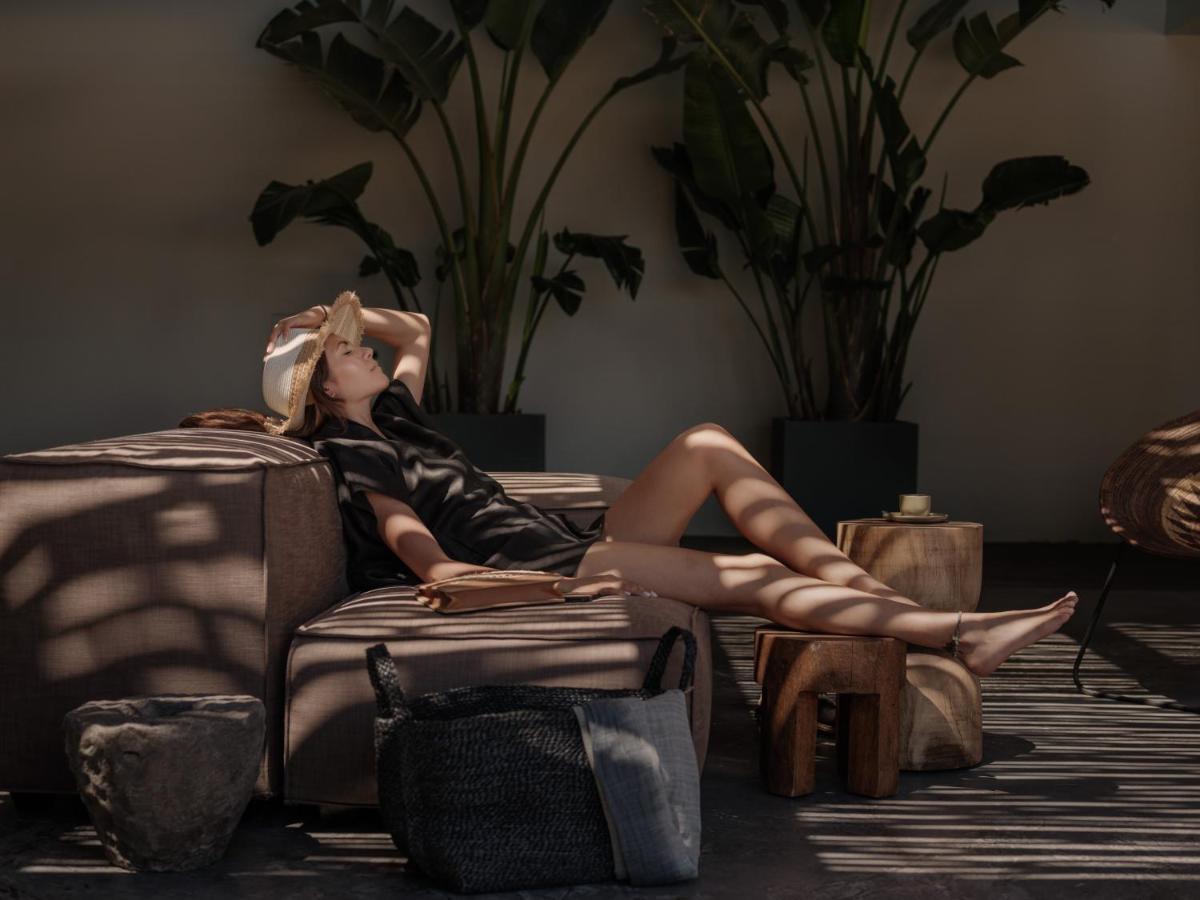 Oku Ibiza (Adults Only) Hotel San Antonio  Exterior photo A woman relaxing